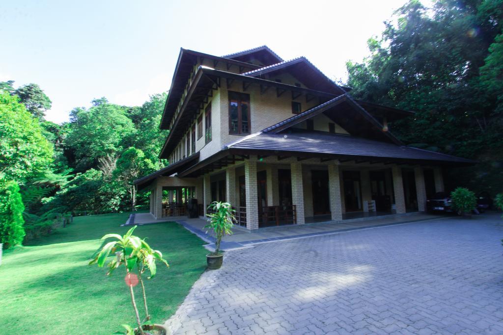 Harmony Valley Retreat Hotel Bukit Tinggi Exterior photo